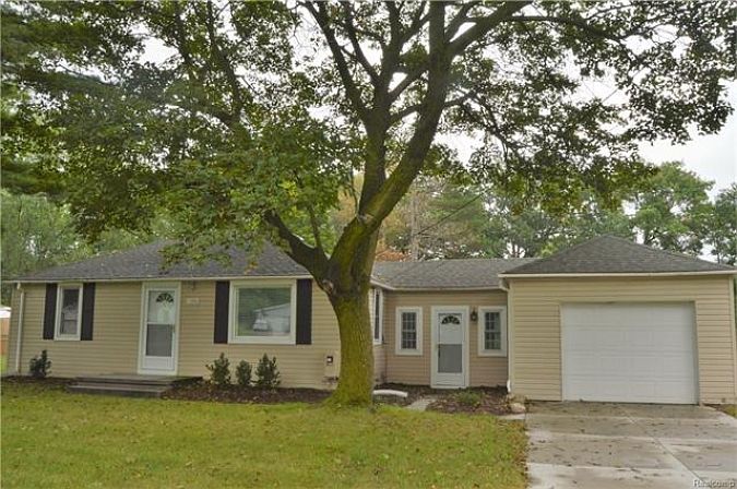 1st image of 1588 Alma Ave