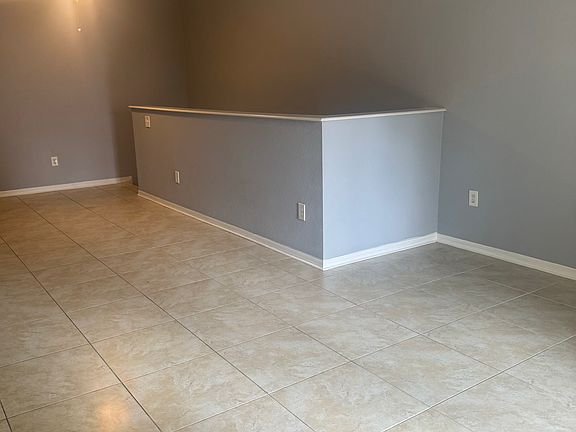 4th image of 104 SW Peacock Blvd APT 3-206