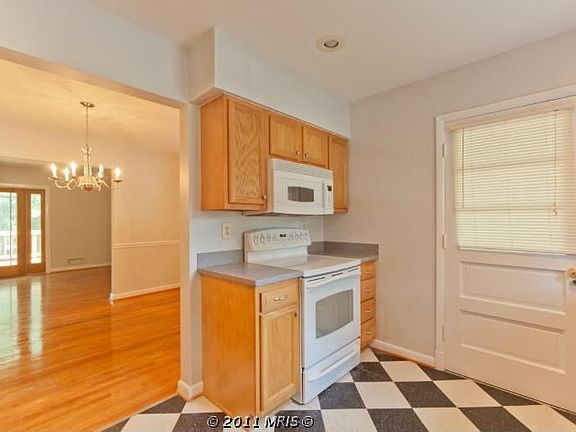 5th image of 6522 Elnido Dr