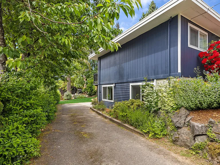 121 Wood Ave SW #B — Photo 25