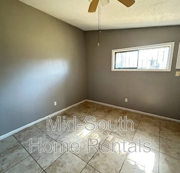803 Ledbetter Ave — Photo 18