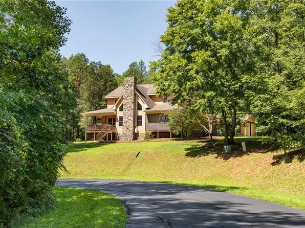 789 W Meadow Pkwy, Moravian Falls, NC 28654