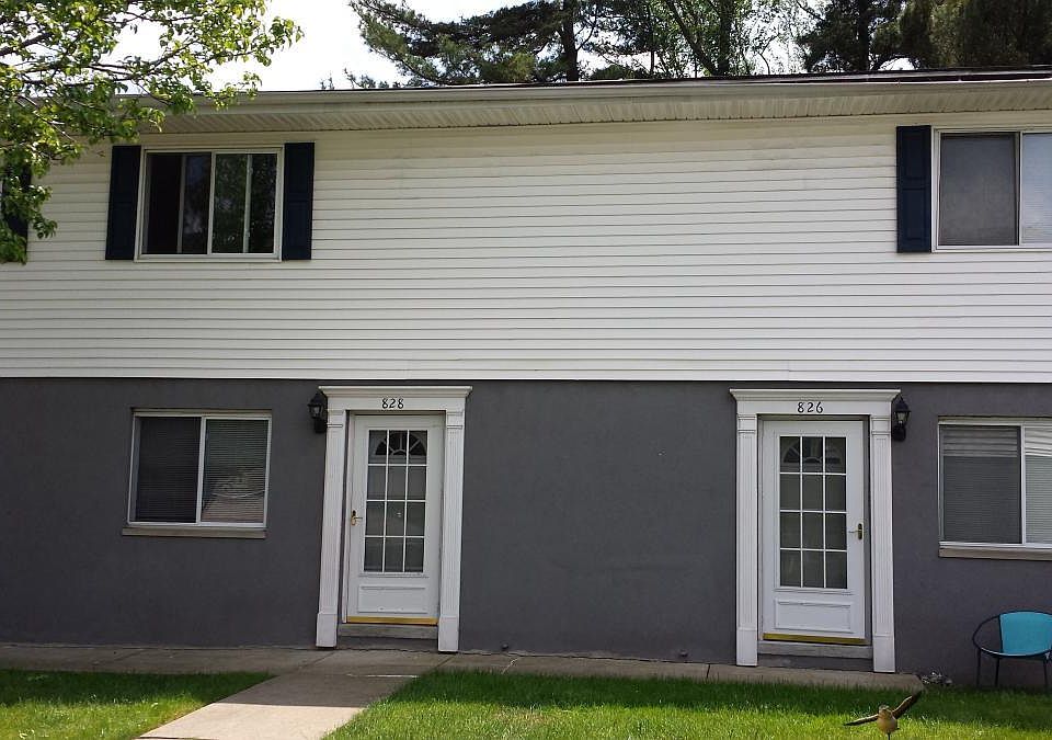 1st image of 812 Clyde Ave