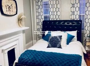 1 Champney Pl #201, Boston, MA 02114