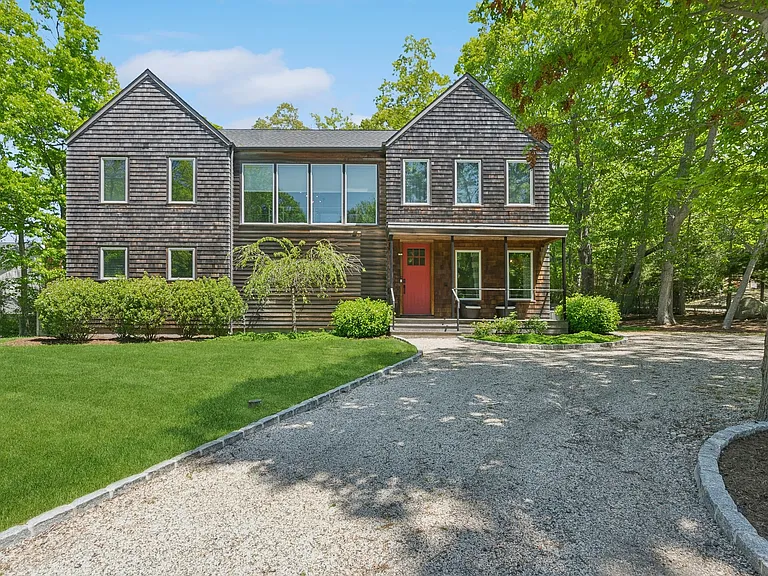 85 Hempstead St — Photo 4