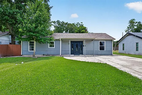 1112 Johnson St Photo 1