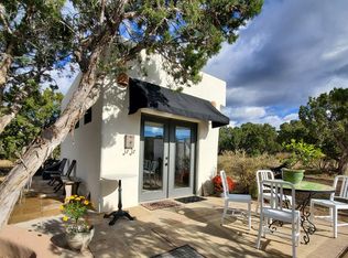 19 Apache Ridge Rd, Santa Fe, NM 87505