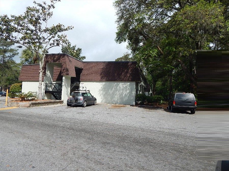2nd image of 104 Woodhaven Dr