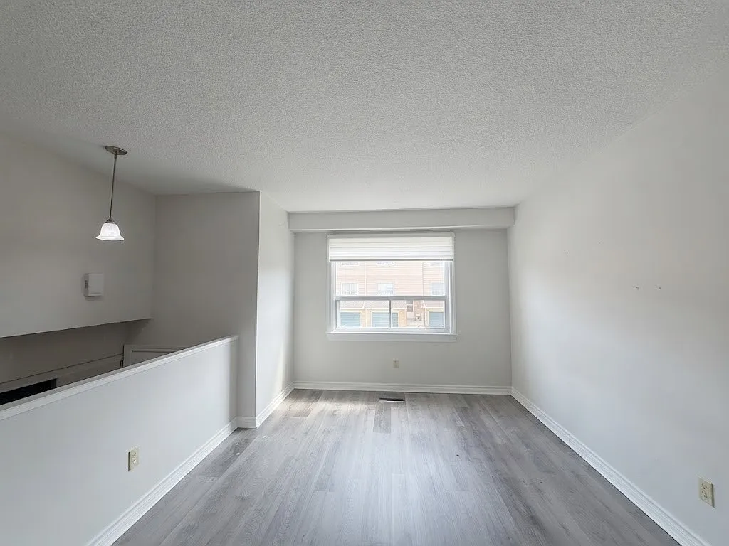 2830 Midland Ave - 48 — Photo 3