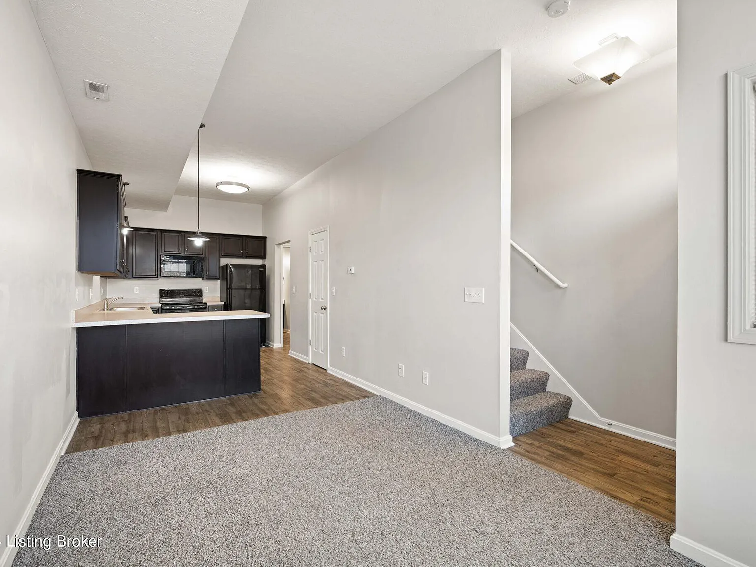 2 bed, 2.0 bath, 1000 sqft, $1,095 — Photo 4