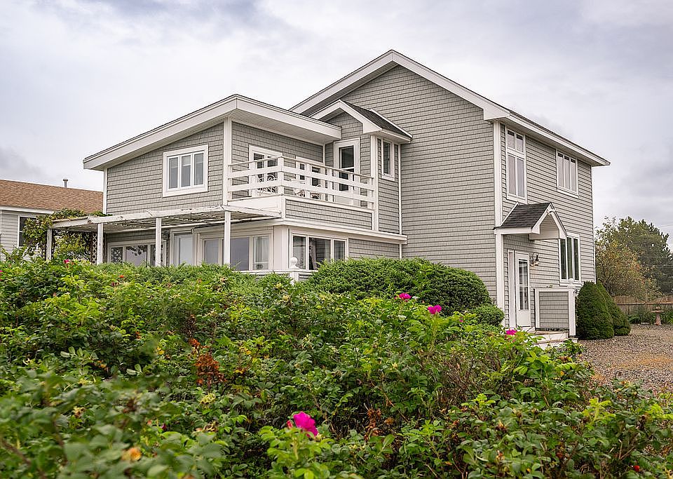 7 Nancy St, Newburyport, MA 01950 Zillow