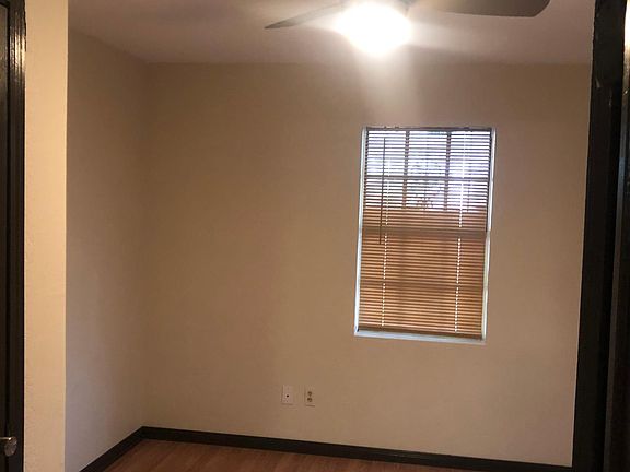 5th image of 3209 E Nixon Ave