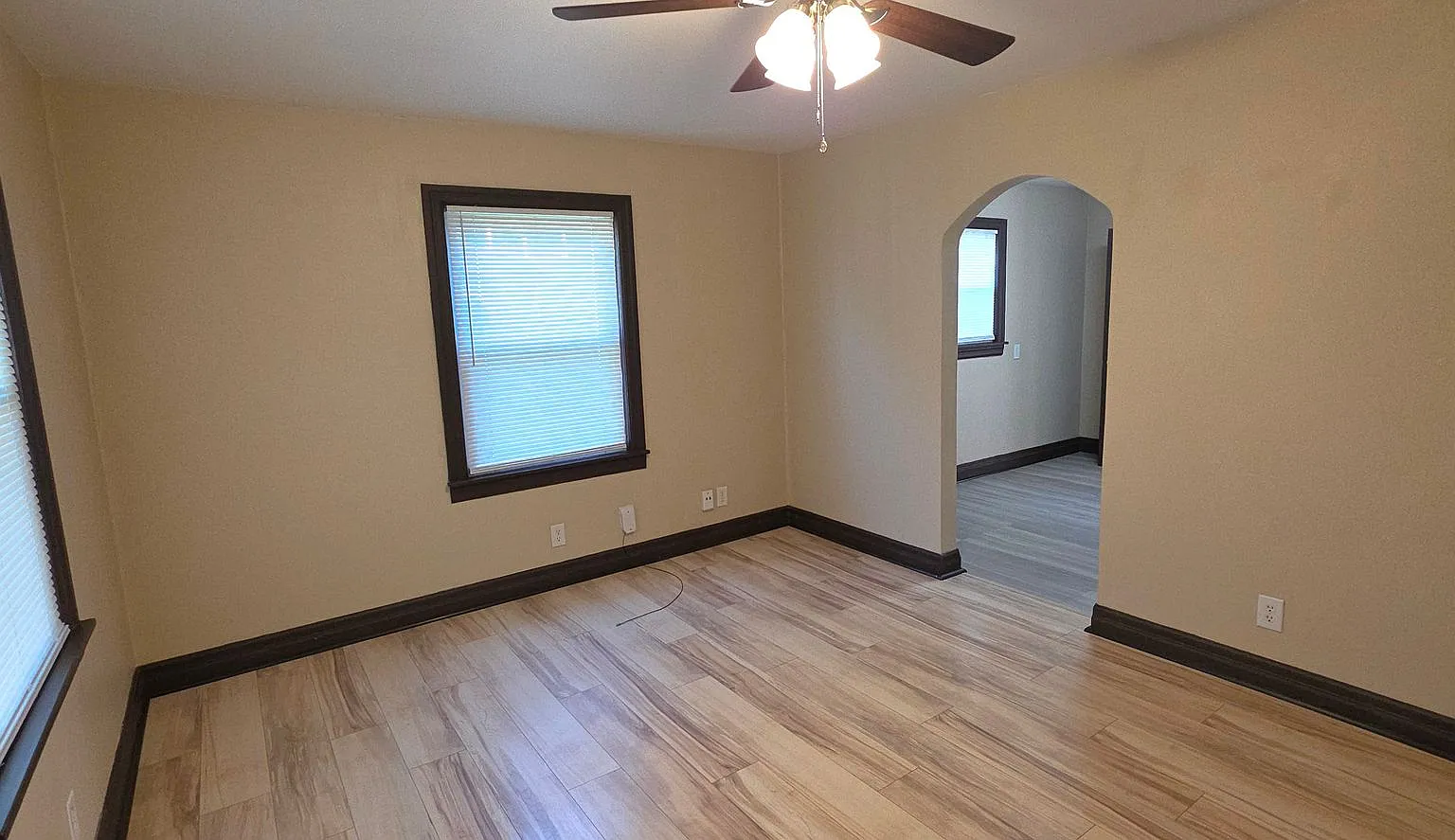 Totally updated! 2 Bedroom 1 Bath home! $825! — Photo 2
