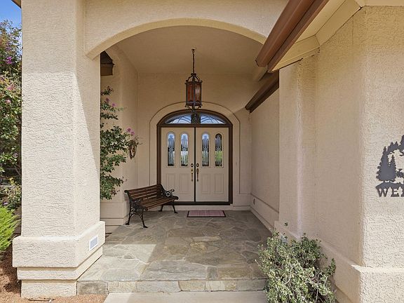 2nd image of 301 S Canpar Way