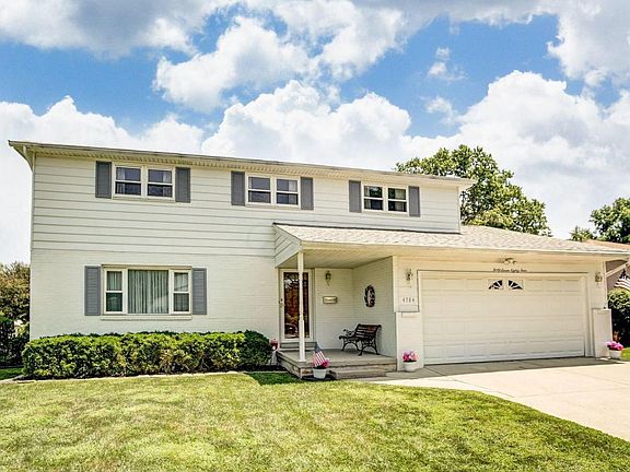 2nd image of 4784 Ascot Dr
