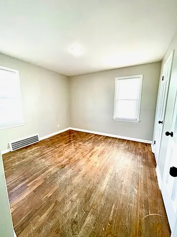 3 bed, 1092 sqft, $1,650 — Photo 3