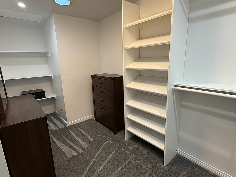 7820 Ventura Canyon Ave — Photo 15