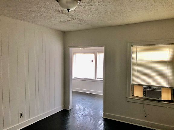 5th image of 118 E Burnett Ave #3