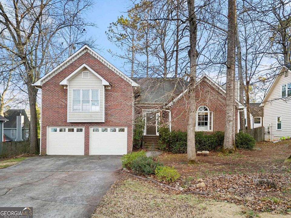 1st image of 611 Radford Cir
