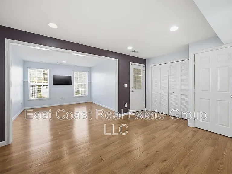 1247 Mare St — Photo 13