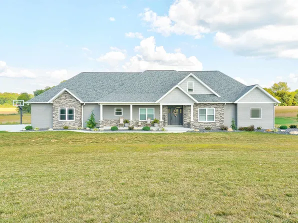 238 Wood School Rd, Loogootee, IN 47553
