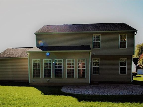 3rd image of 675 Chilham Cir