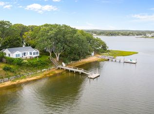 5 Bluff Point Ln, Sag Harbor, NY 11963