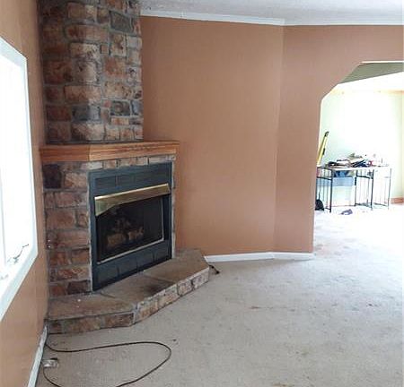4th image of 26 Birch Ln S