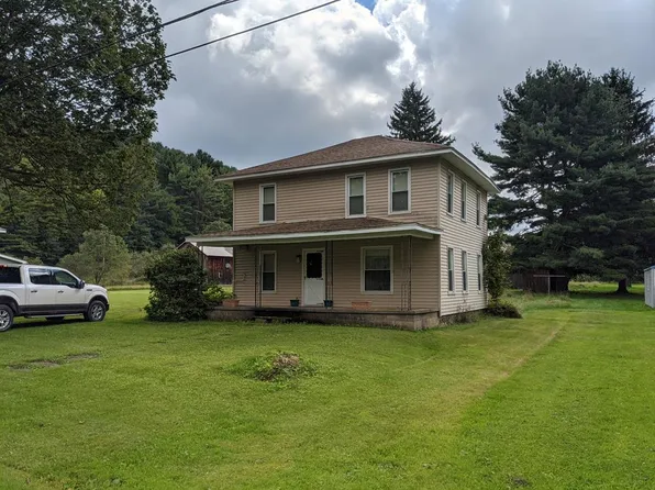 27 Maple St, Oswayo, PA 16915