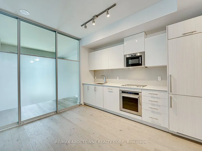 330 Richmond St W #2601 — Photo 8
