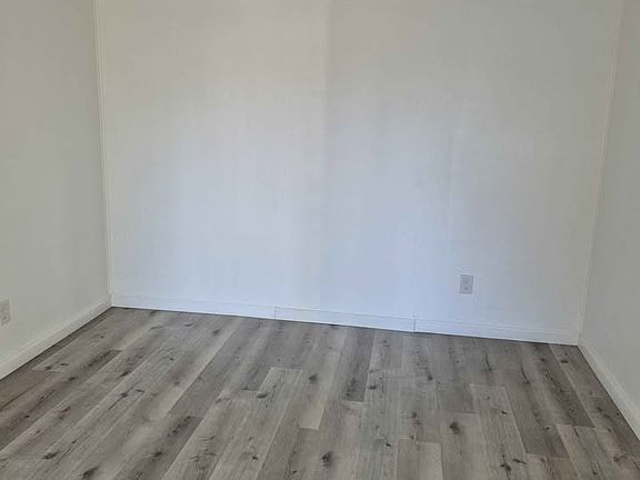 3rd image of 3290 Main St #3290