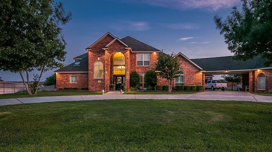 1st image of 6019 Shady Brook Dr
