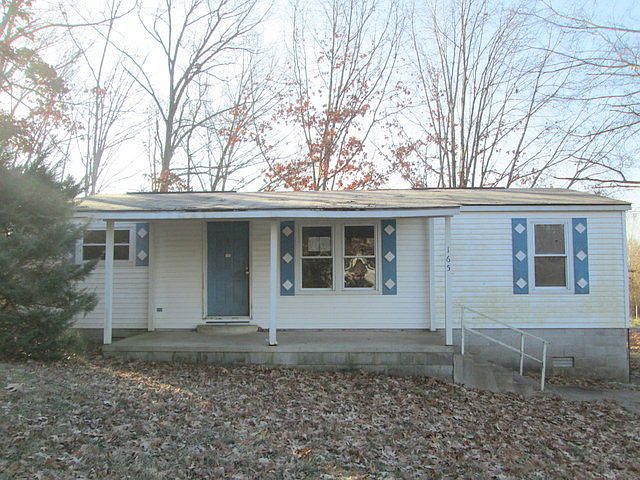 1st image of 165 Blue Spruce Ln
