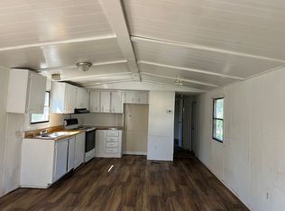 121 Mobile Ln, Fayetteville, NC 28311