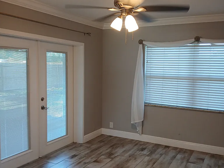 9819 Lema Ct — Photo 41