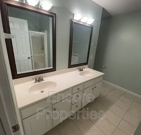 3384 Carolina Way — Photo 12
