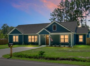 129 Estates Dr, Walterboro, SC 29488