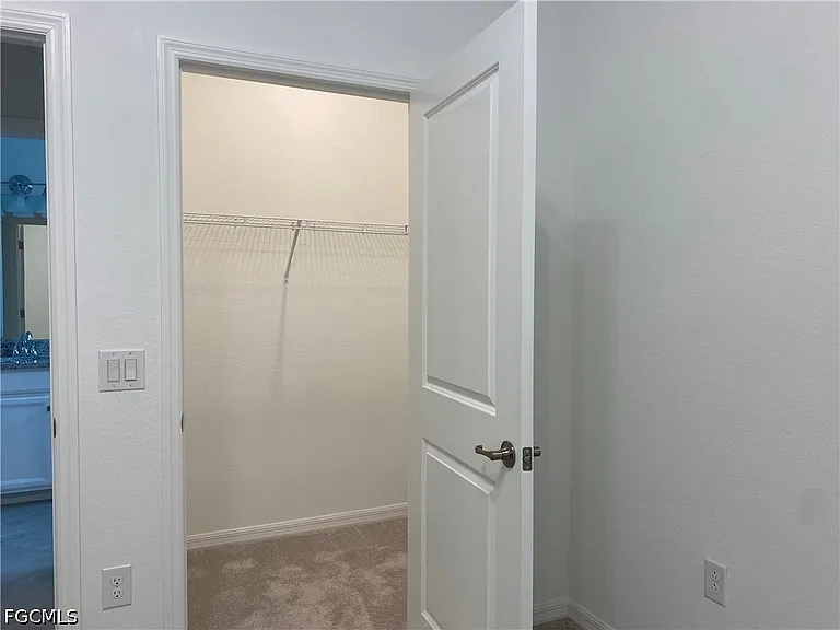 14662 Cantabria Dr — Photo 43