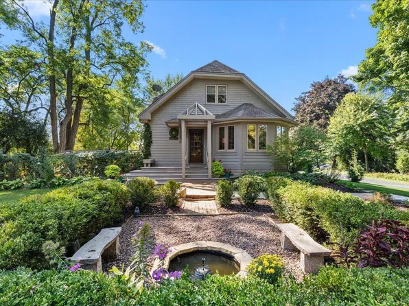 17835 Gebhardt ROAD, Brookfield, WI 53045