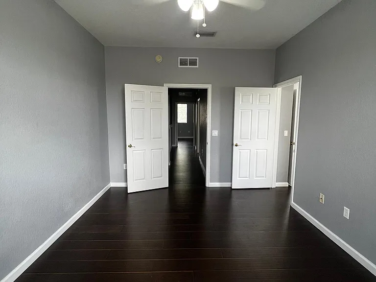 third bedroom suite