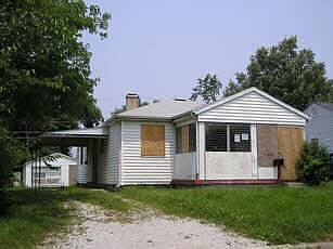 1st image of 4138 E Hoyt Ave
