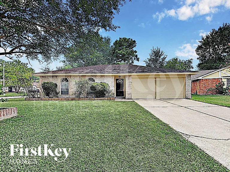 20327 Bridgedale Ln — Photo 1