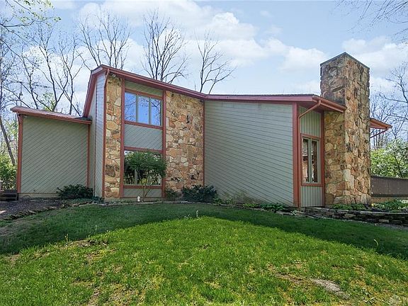 3rd image of 7040 Peters Pike