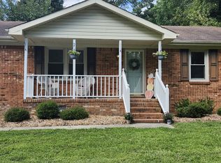 316 Gallbush Rd, Chesapeake, VA 23322