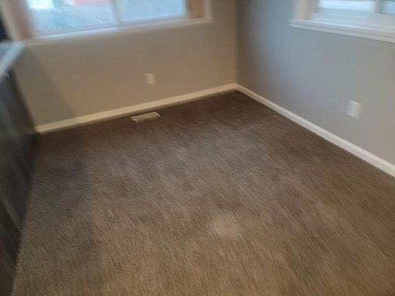 3rd image of 807 Leng St