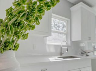 6705 Roanoke St, Houston, TX 77028