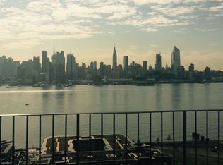 62-64 King Ave, Weehawken, NJ 07086