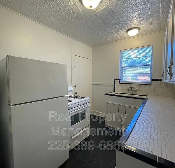 725 Carol Marie Dr #4 — Photo 6