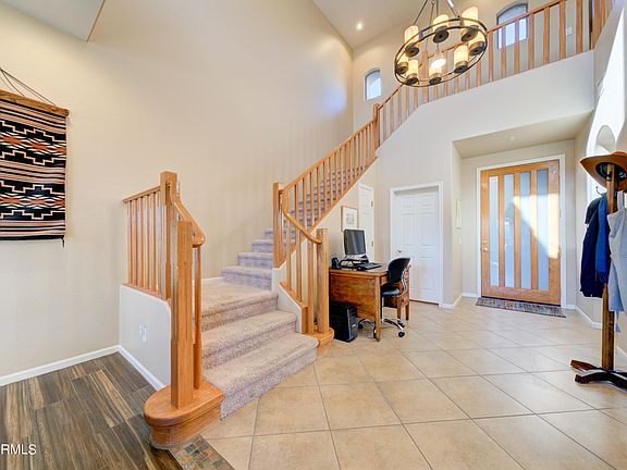 5th image of 20802 N GRAYHAWK Drive #1039