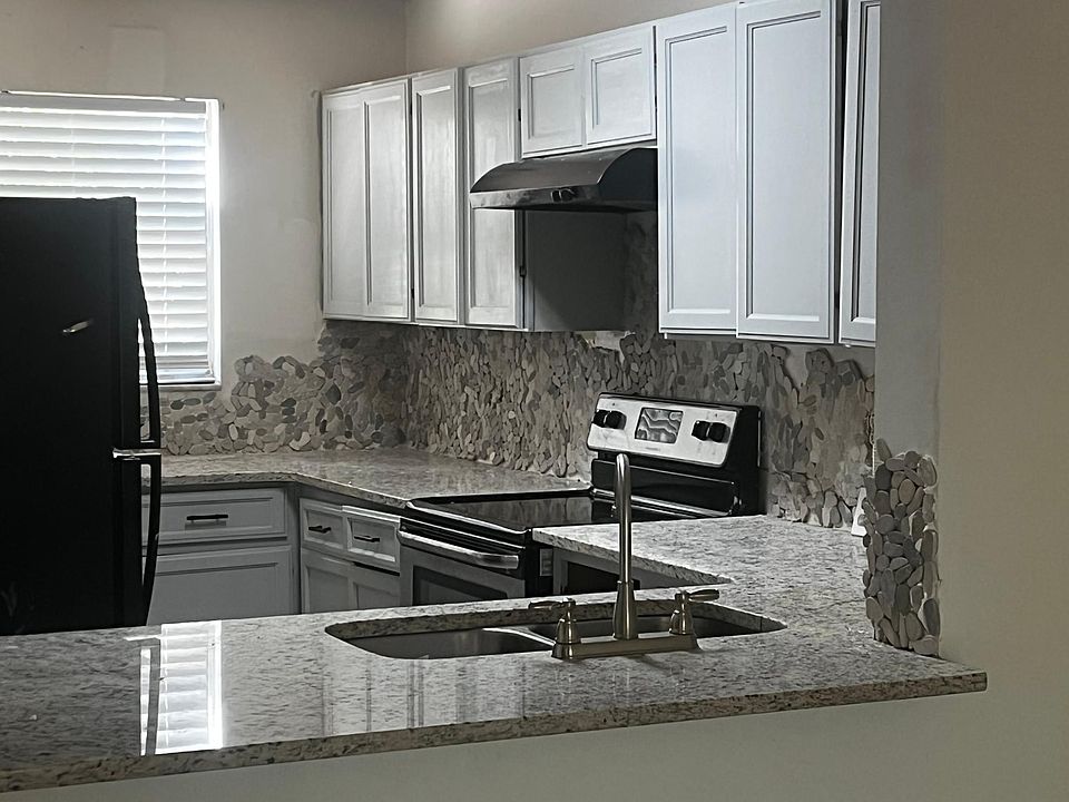 1st image of 3440 Joe Murell Dr